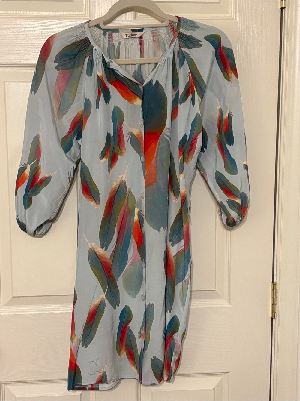 Tucker Light Blue Feather-Print Dress NO BELT